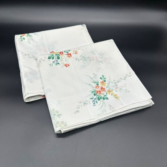 Lady Pepperell Other - Vintage King Size Pillowcases Floral Lady Pepperell USA 1980s Flowers Cottage